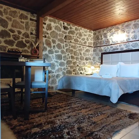 Xenonas Epavlis 호텔