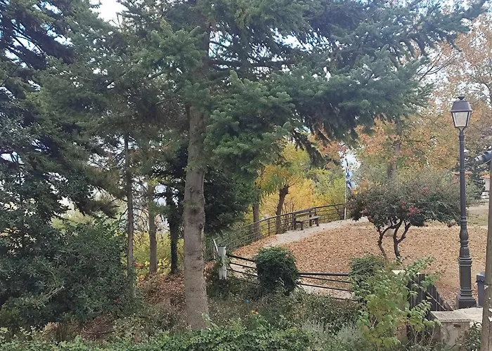 Xenonas Epavlis Hotel *