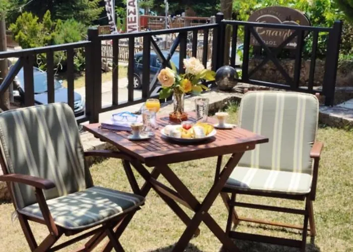 Xenonas Epavlis Synikia Mesi Trikalon